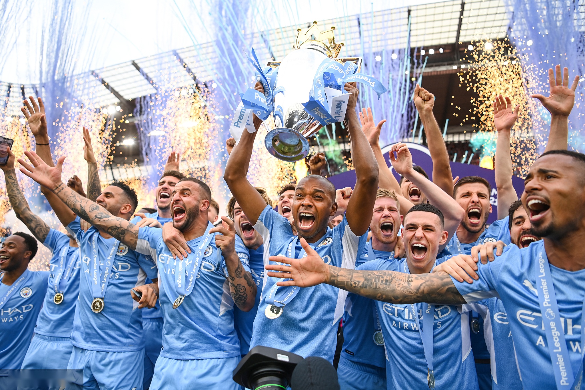 调整他们的 调整他们的